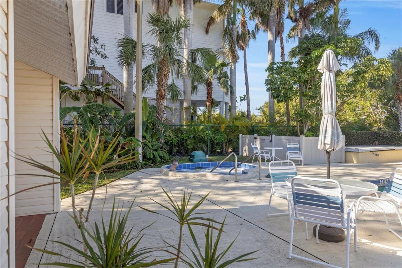 1714 69th Avenue W, Unit B203, Bradenton, FL 34207 Photo