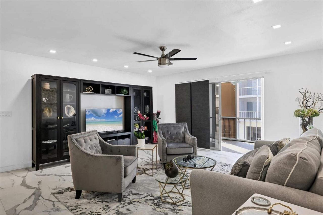 1714 69th Avenue W, Unit B203, Bradenton, FL 34207 Photo