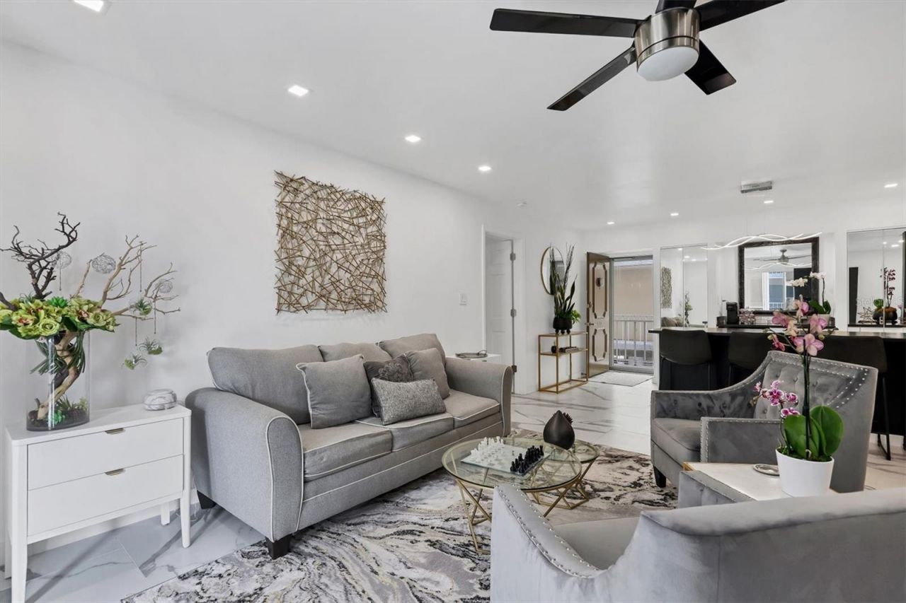 1714 69th Avenue W, Unit B203, Bradenton, FL 34207 Photo