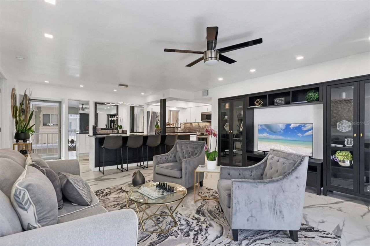 1714 69th Avenue W, Unit B203, Bradenton, FL 34207 Photo