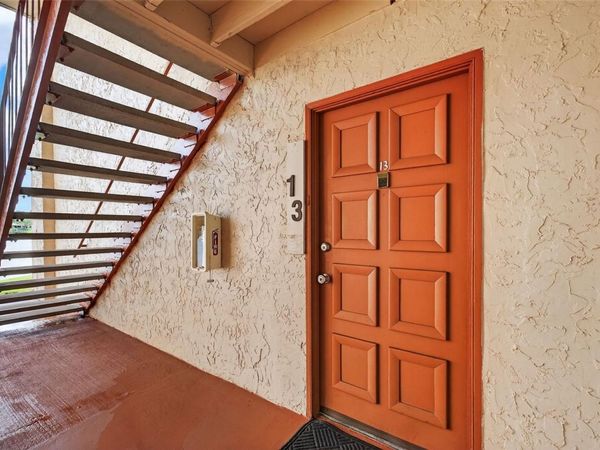 534 ORANGE DRIVE, Unit 13, ALTAMONTE SPRINGS, FL 32701