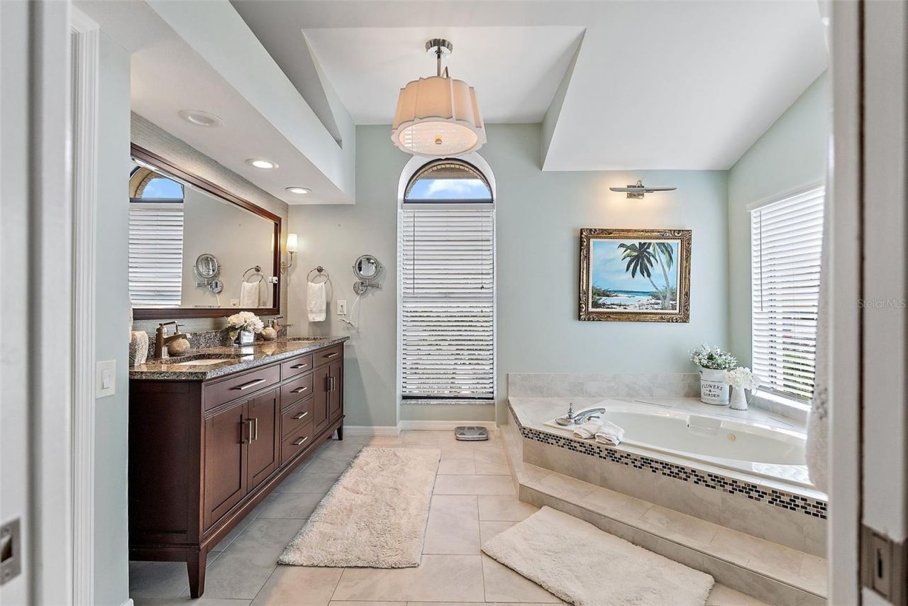 5801 Leeland Street S, Saint Petersburg, FL 33715 Photo