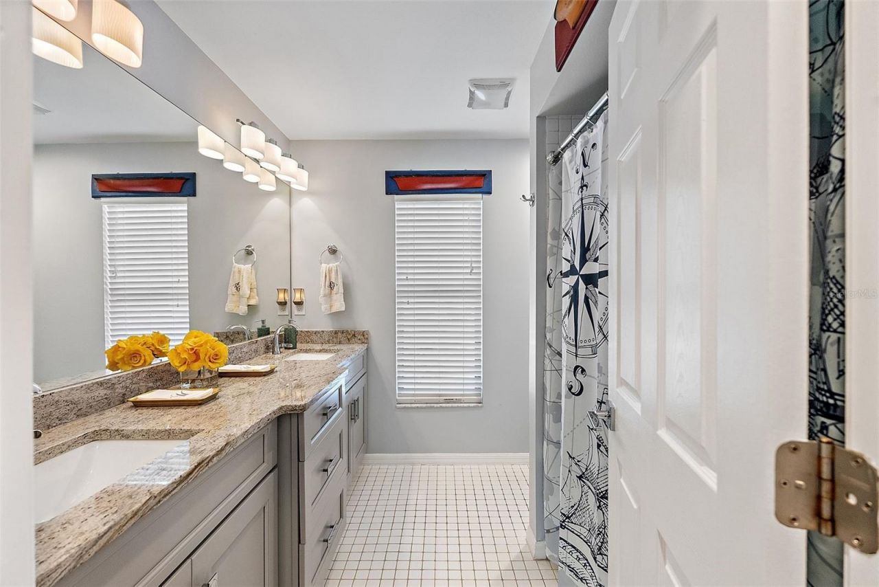 5801 Leeland Street S, Saint Petersburg, FL 33715 Photo