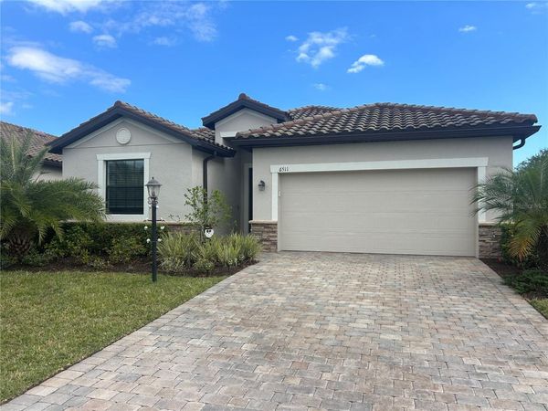 6511 CLAIRBORNE LANE, BRADENTON, FL 34211