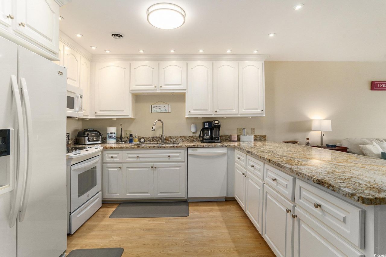 310 3rd Ave. N Photo 5