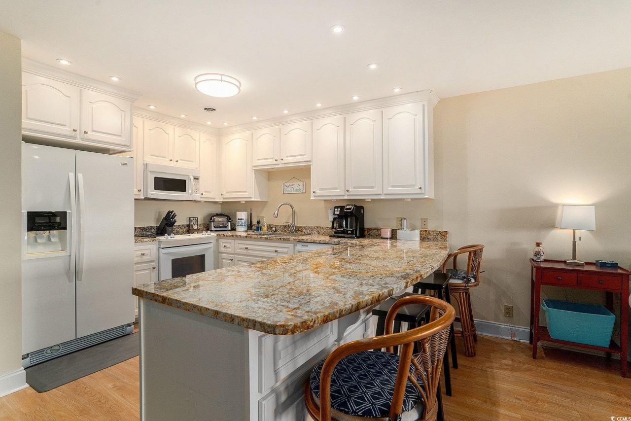 310 3rd Ave. N Photo 6