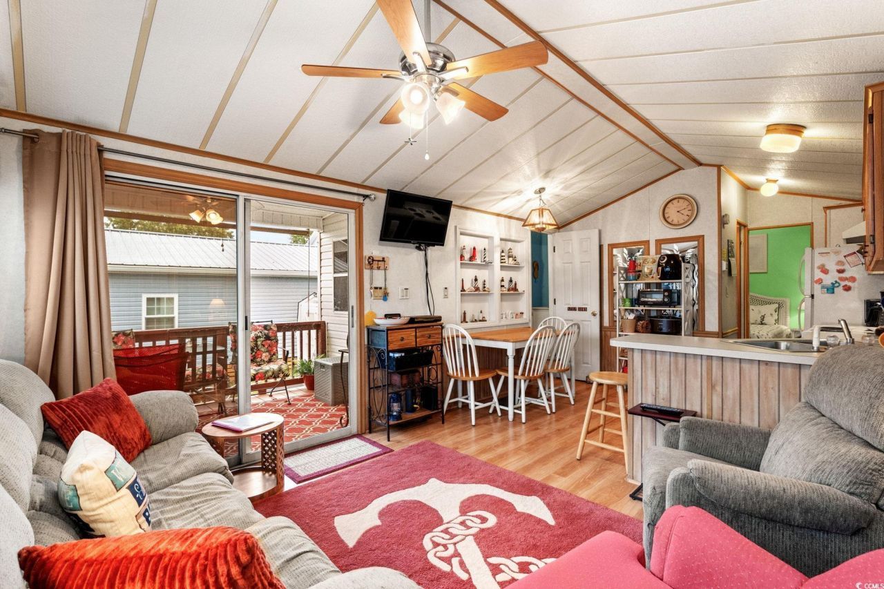 6001-v30 South Kings Hwy. Photo 12