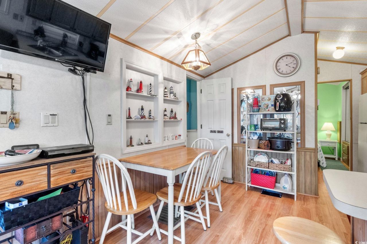 6001-v30 South Kings Hwy. Photo 15