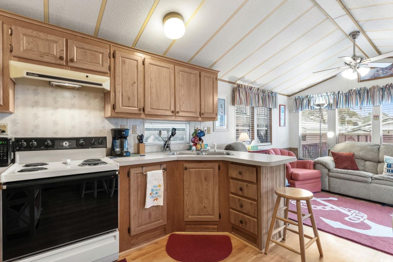 6001-v30 South Kings Hwy. Photo 19