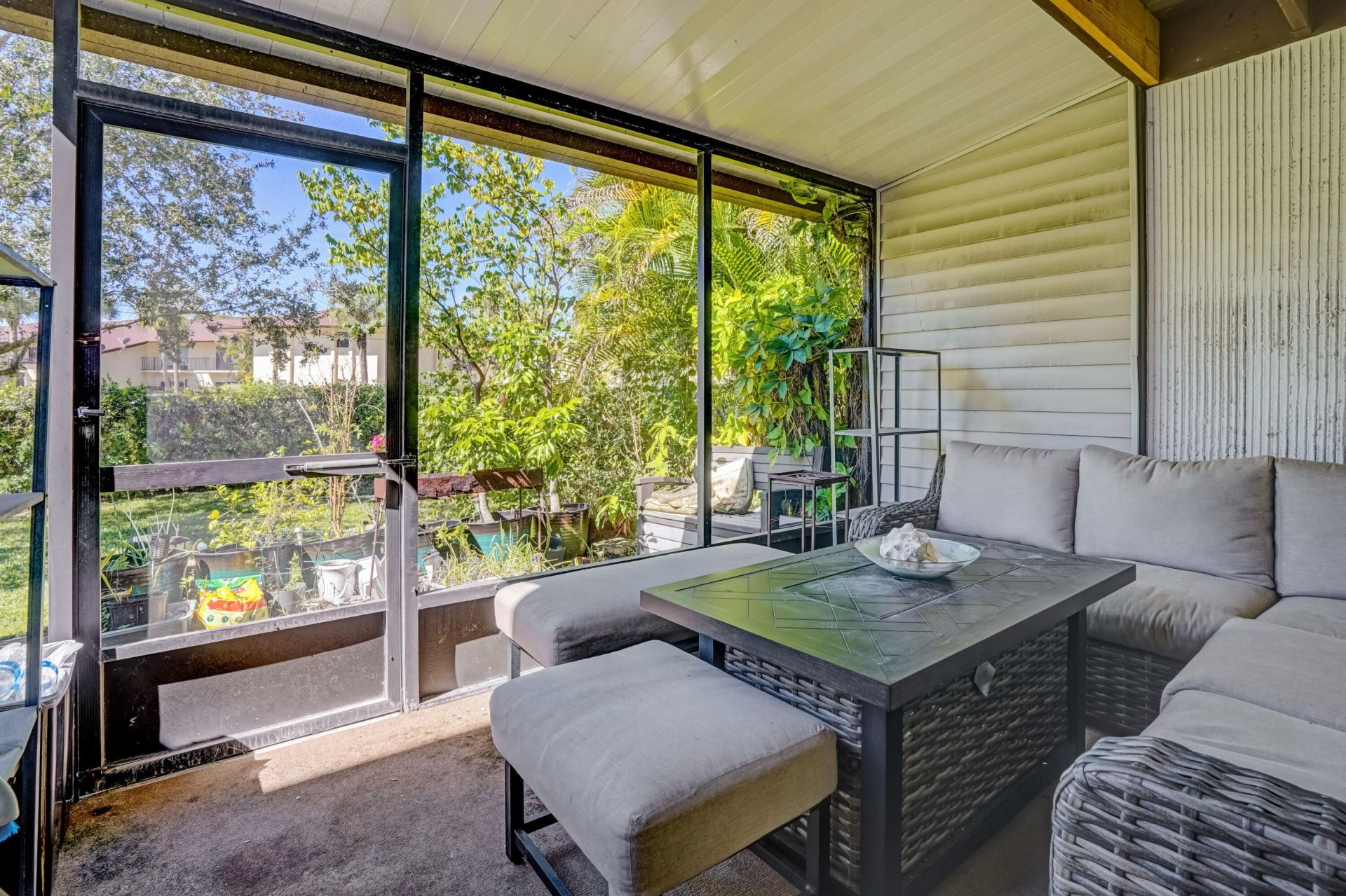 2070 Colonial Road, Unit D4, Fort Pierce, FL 34950 Photo