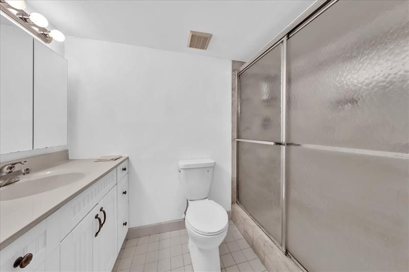 3909 N Ocean Boulevard, Unit 113, Fort Lauderdale, FL 33308 Photo