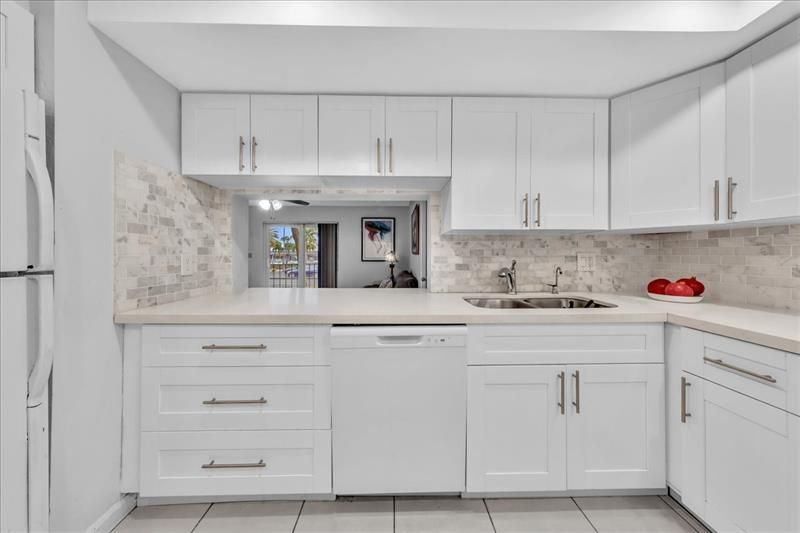 3909 N Ocean Boulevard, Unit 113, Fort Lauderdale, FL 33308 Photo