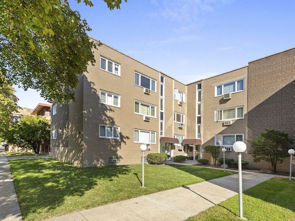 8121 S King Drive, Unit B2, Chicago, IL 60619