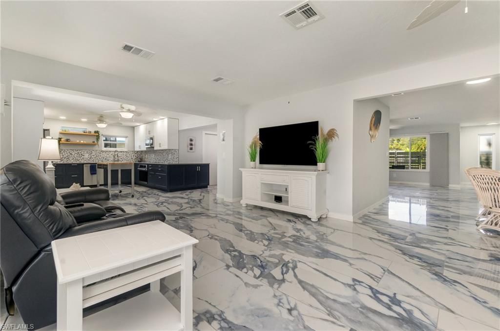 1661 Swan Ter, North Fort Myers, FL 33903 Photo