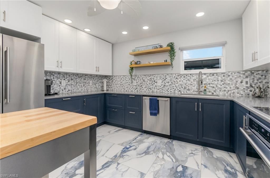 1661 Swan Ter, North Fort Myers, FL 33903 Photo