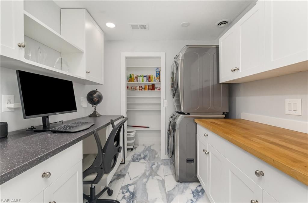 1661 Swan Ter, North Fort Myers, FL 33903 Photo