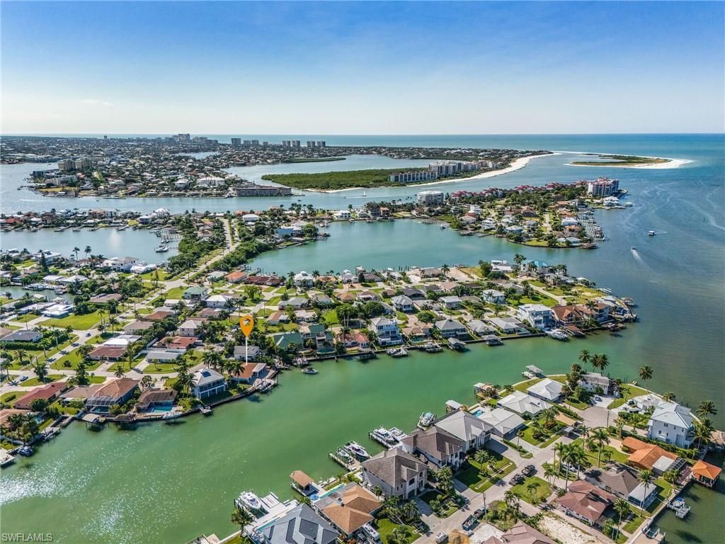121 Jamaica Dr, Naples, FL 34113 Photo
