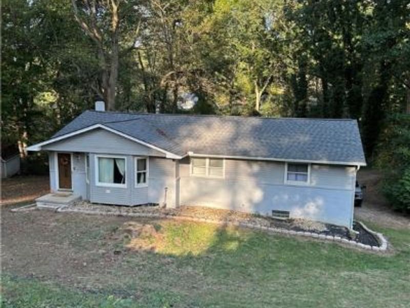 8470 Shadyview Avenue NW, Clinton, OH 44216 Photo 1