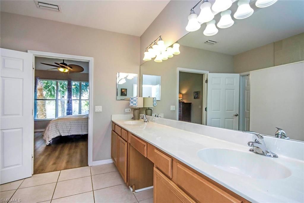 11620 Navarro Way, Unit 2404, Fort Myers, FL 33908 Photo