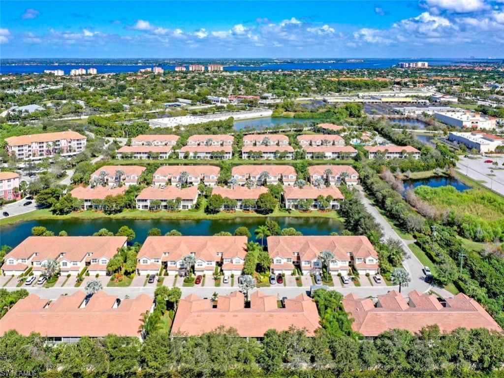 11620 Navarro Way, Unit 2404, Fort Myers, FL 33908 Photo