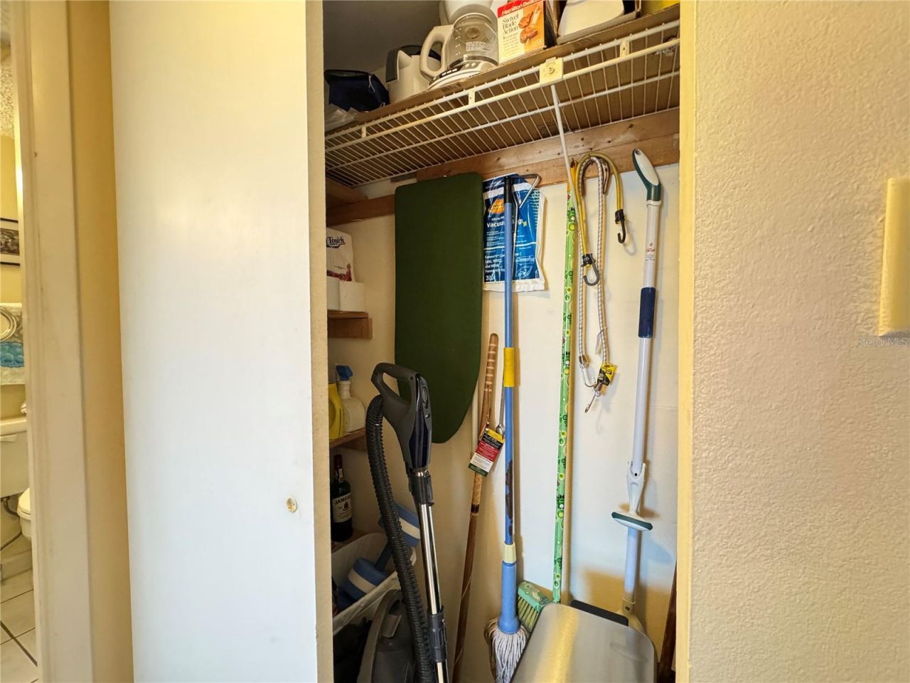 3927 Lake Bayshore Drive, Unit F312, Bradenton, FL 34205 Photo