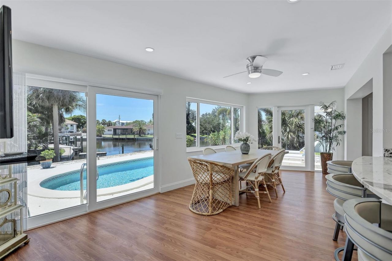 6962 Belgrave Drive, Sarasota, FL 34242 Photo