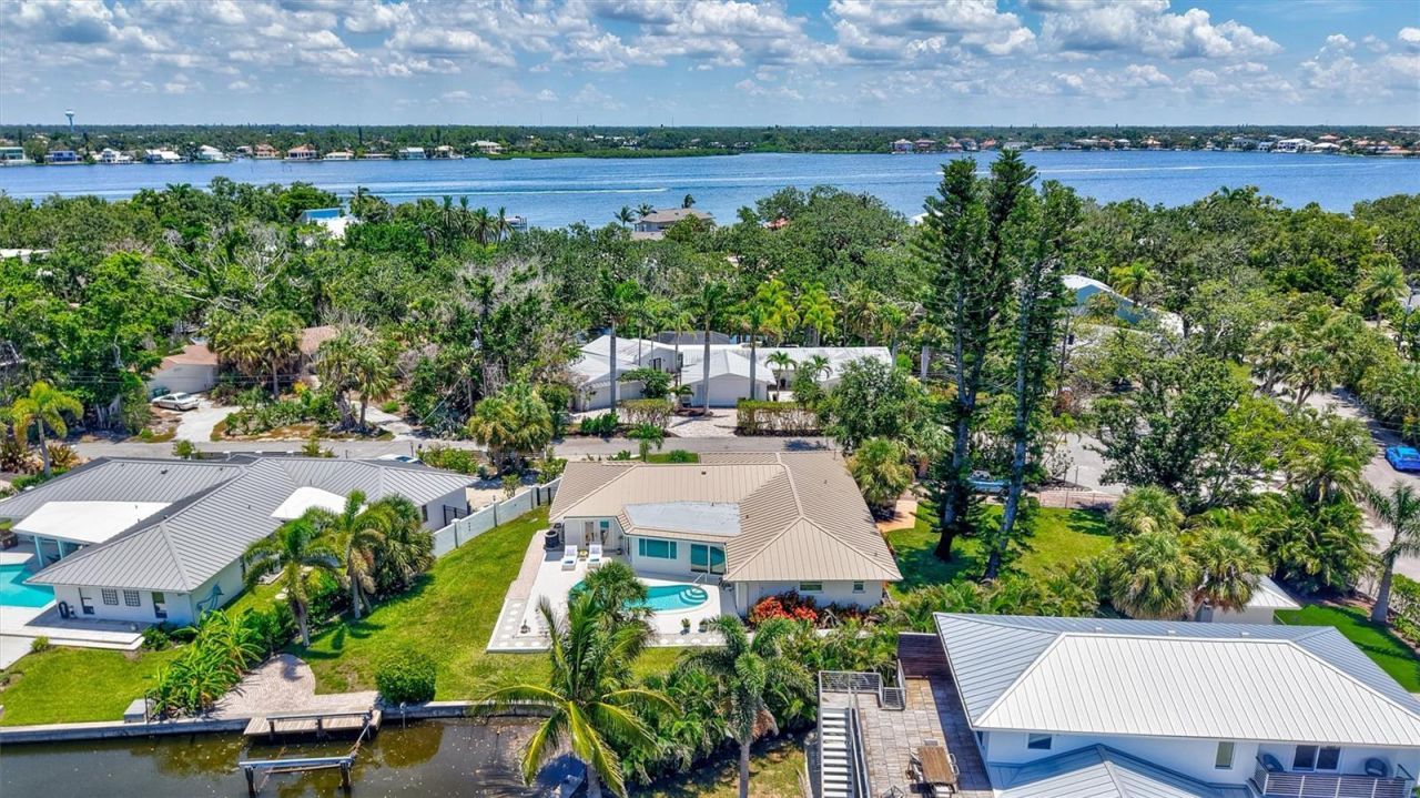 6962 Belgrave Drive, Sarasota, FL 34242 Photo