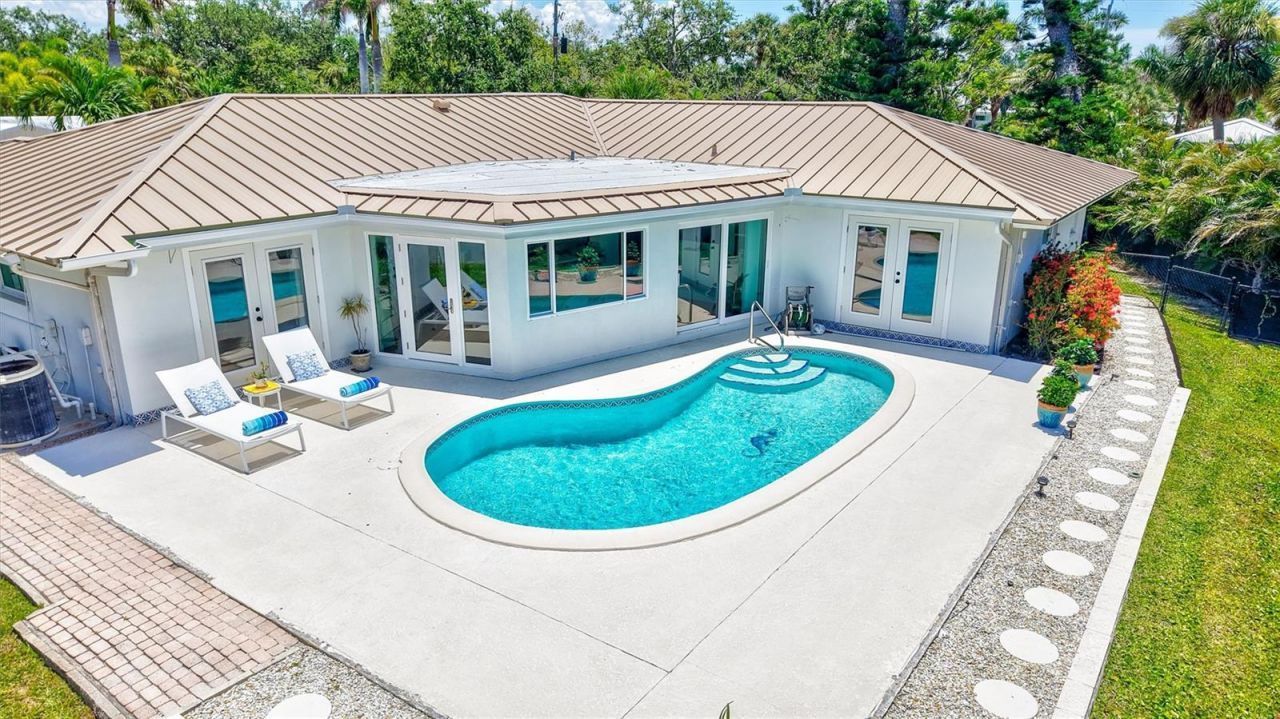 6962 Belgrave Drive, Sarasota, FL 34242 Photo