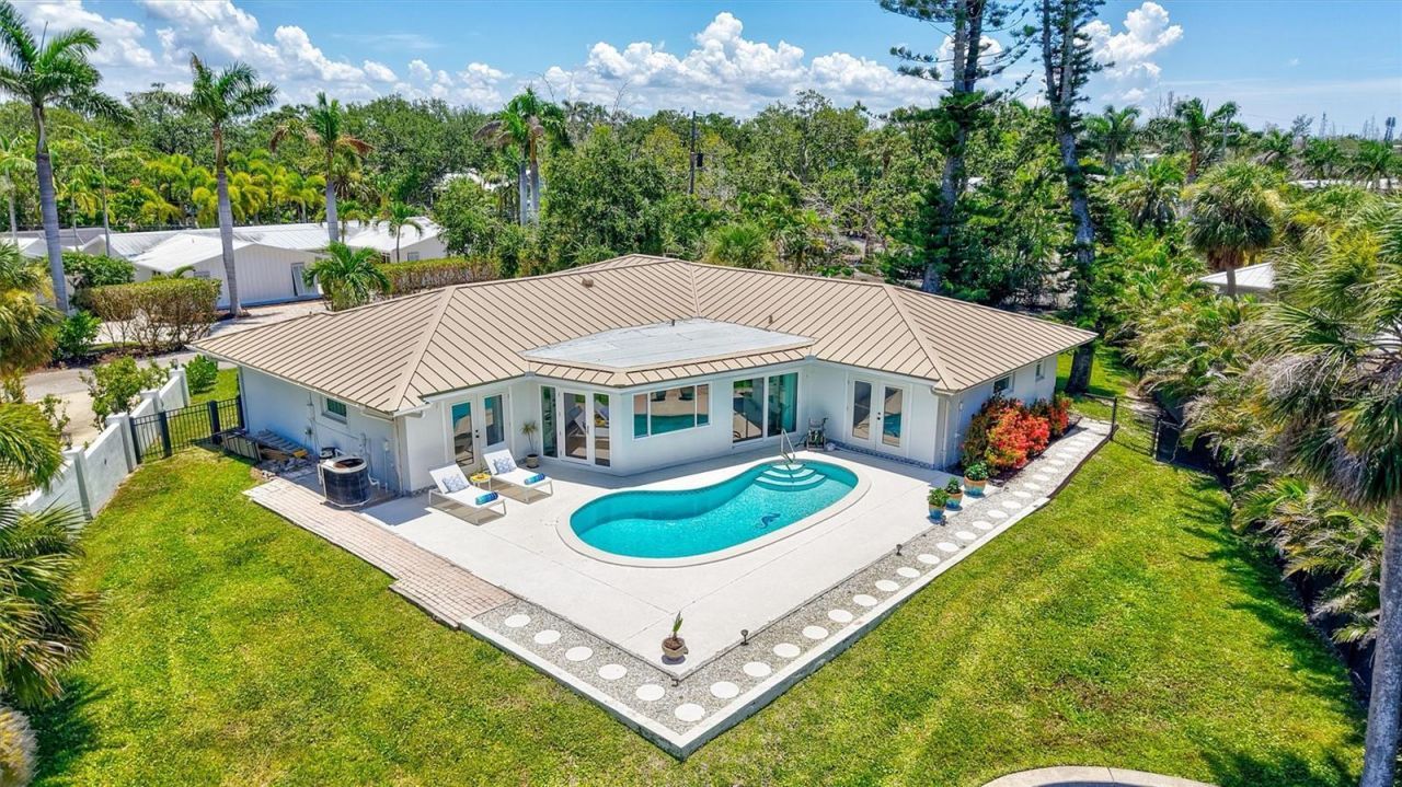 6962 Belgrave Drive, Sarasota, FL 34242 Photo