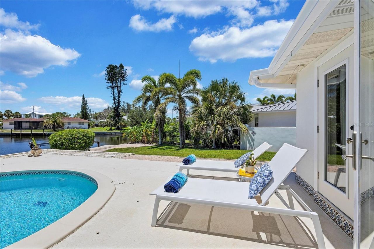 6962 Belgrave Drive, Sarasota, FL 34242 Photo