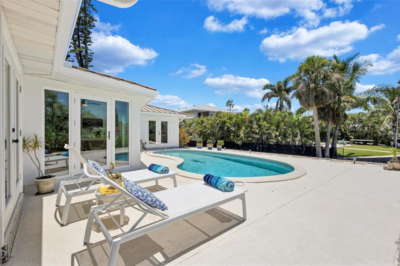 6962 Belgrave Drive, Sarasota, FL 34242 Photo