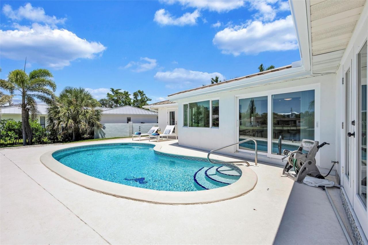 6962 Belgrave Drive, Sarasota, FL 34242 Photo