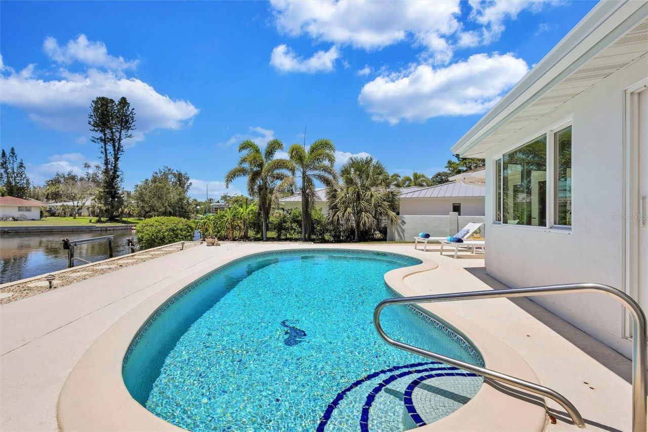 6962 Belgrave Drive, Sarasota, FL 34242 Photo