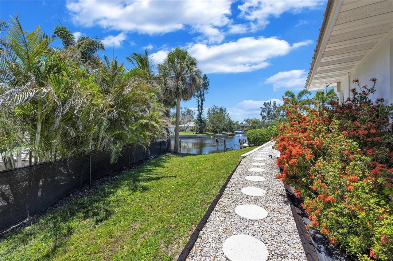 6962 Belgrave Drive, Sarasota, FL 34242 Photo