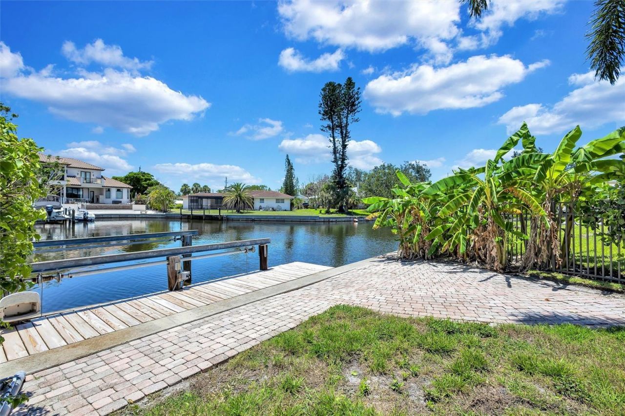 6962 Belgrave Drive, Sarasota, FL 34242 Photo