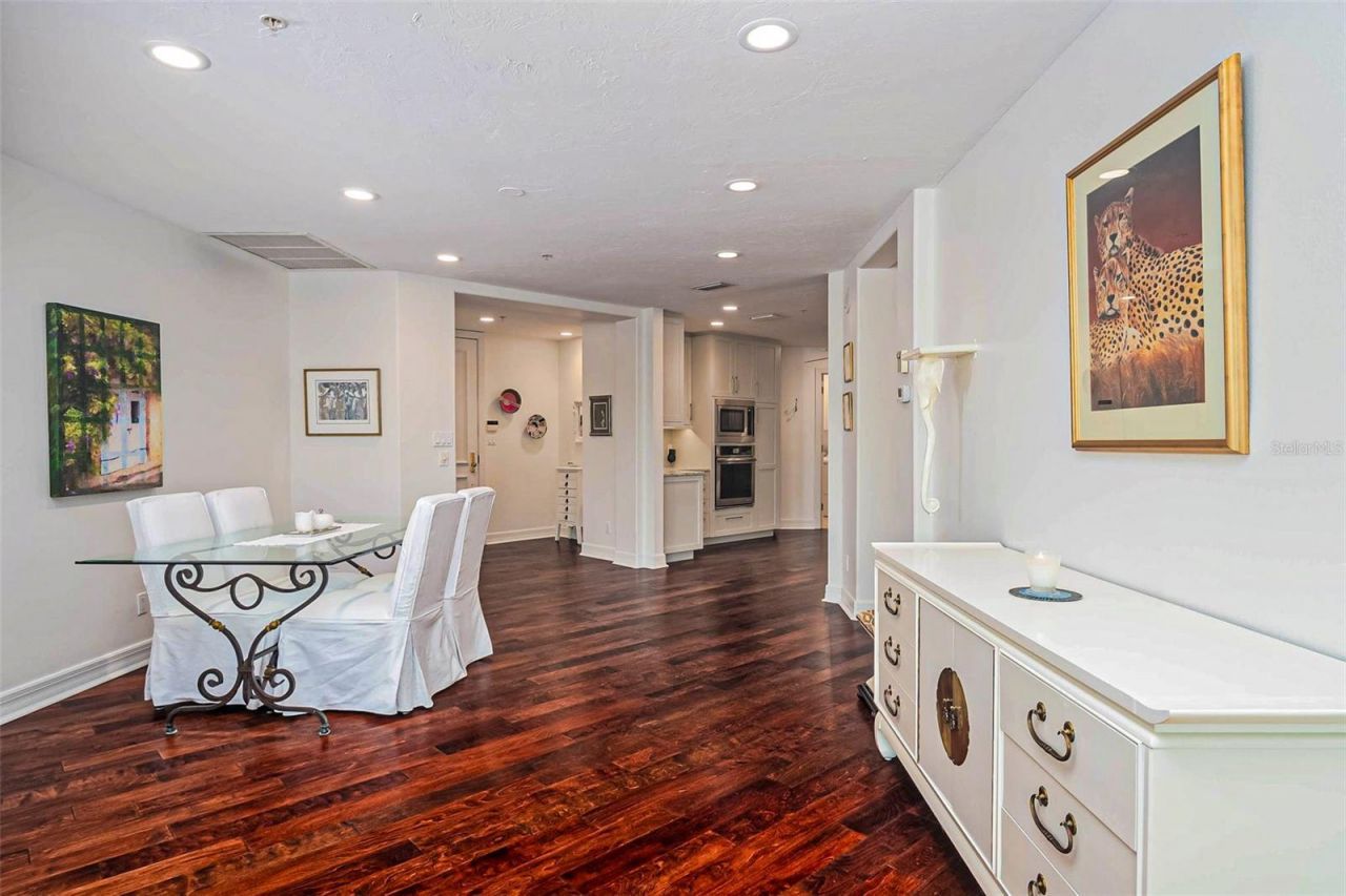 340 S Palm Avenue, Unit 11, Sarasota, FL 34236 Photo