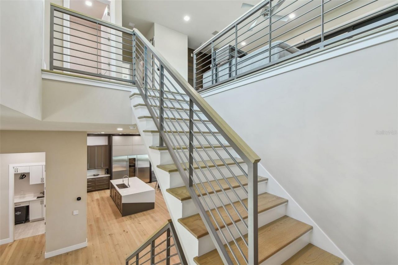 105 9th Street E, Tierra Verde, FL 33715 Photo