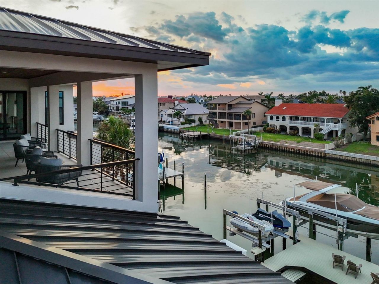 105 9th Street E, Tierra Verde, FL 33715 Photo