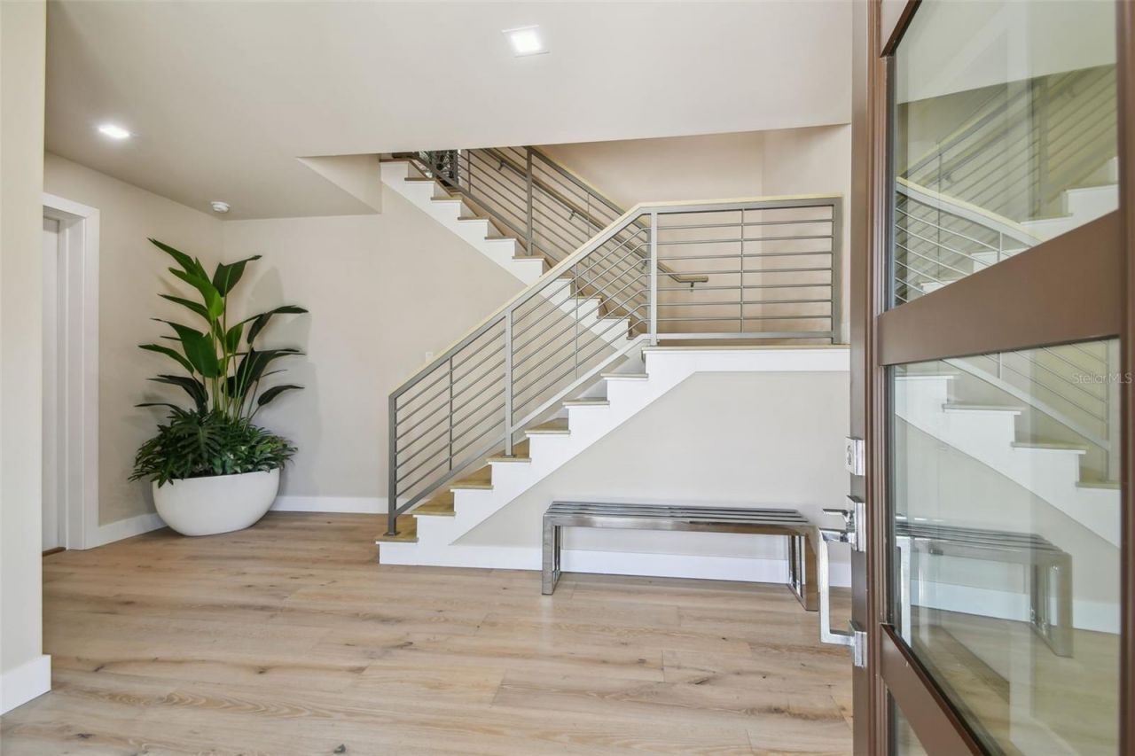 105 9th Street E, Tierra Verde, FL 33715 Photo