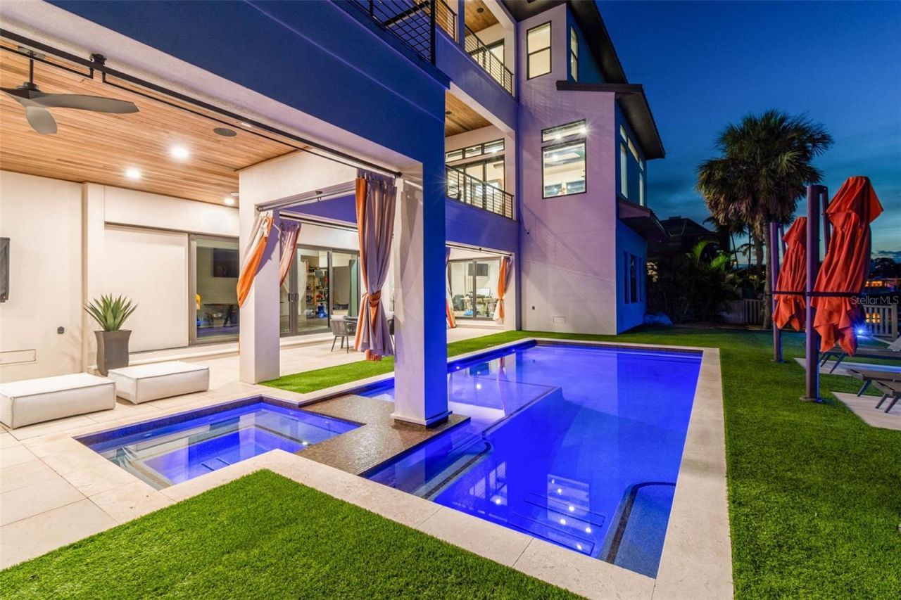 105 9th Street E, Tierra Verde, FL 33715 Photo