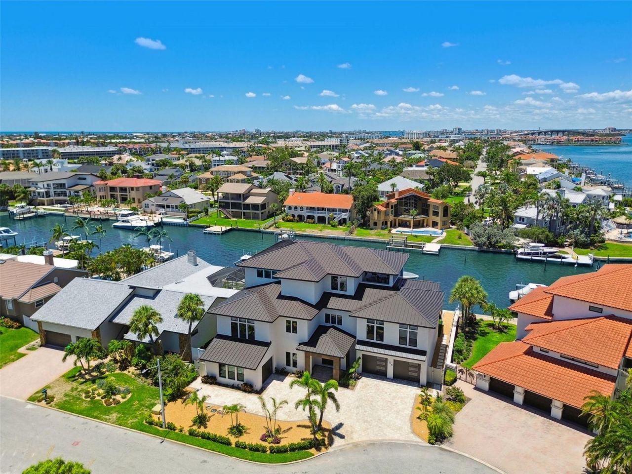 105 9th Street E, Tierra Verde, FL 33715 Photo