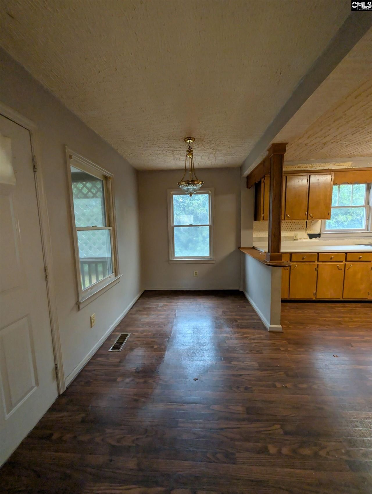 223 Caldwell Street Photo 4