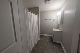 223 Caldwell Street photo 4