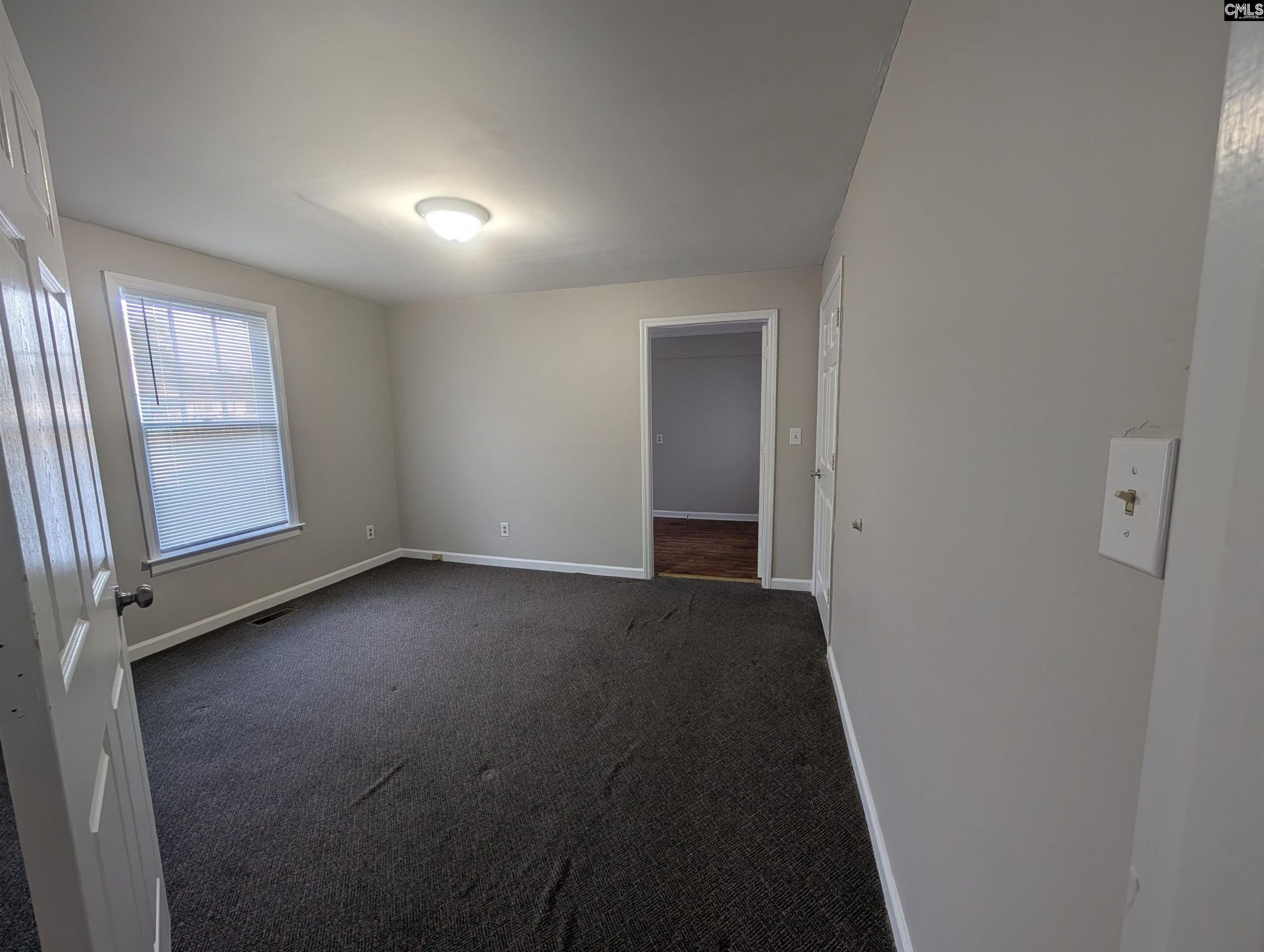 223 Caldwell Street Photo 6