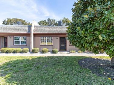 11204 PEMBRIDGE COURT, Unit 4, PORT RICHEY, FL 34668