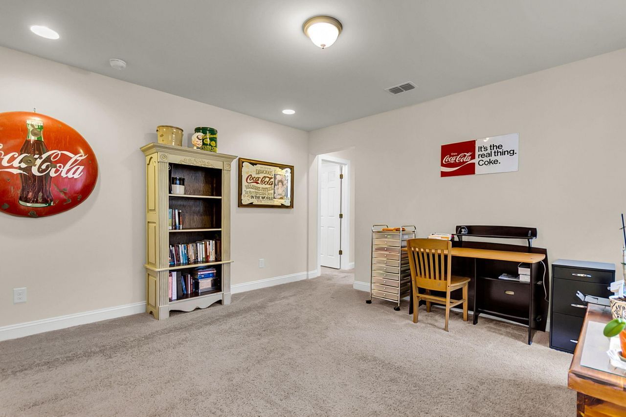 3138 Moonlight Drive Photo 21