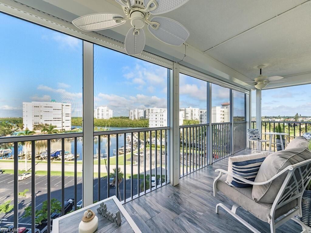 1 Bluebill Ave, Unit 703, Naples, FL 34108 Photo