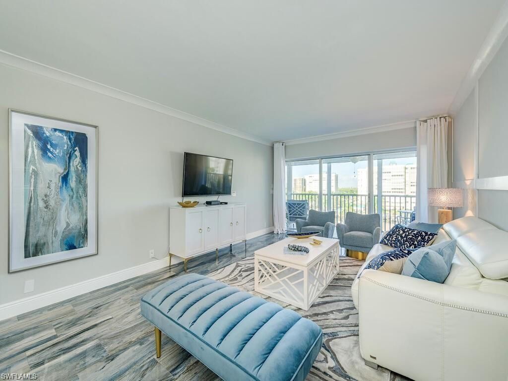 1 Bluebill Ave, Unit 703, Naples, FL 34108 Photo