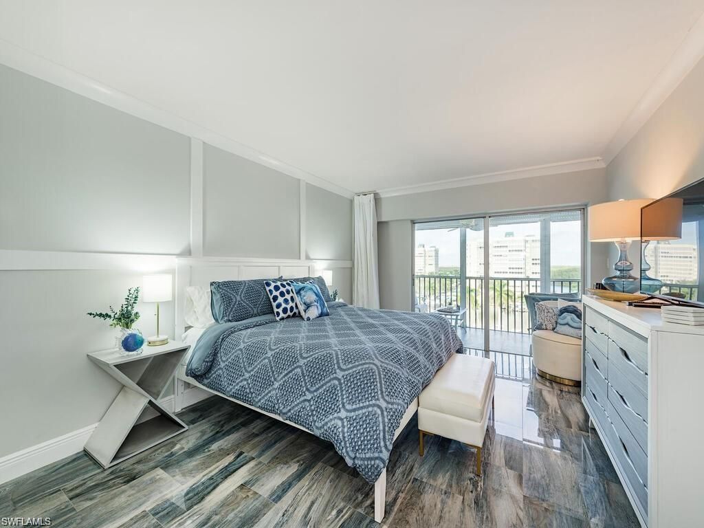 1 Bluebill Ave, Unit 703, Naples, FL 34108 Photo