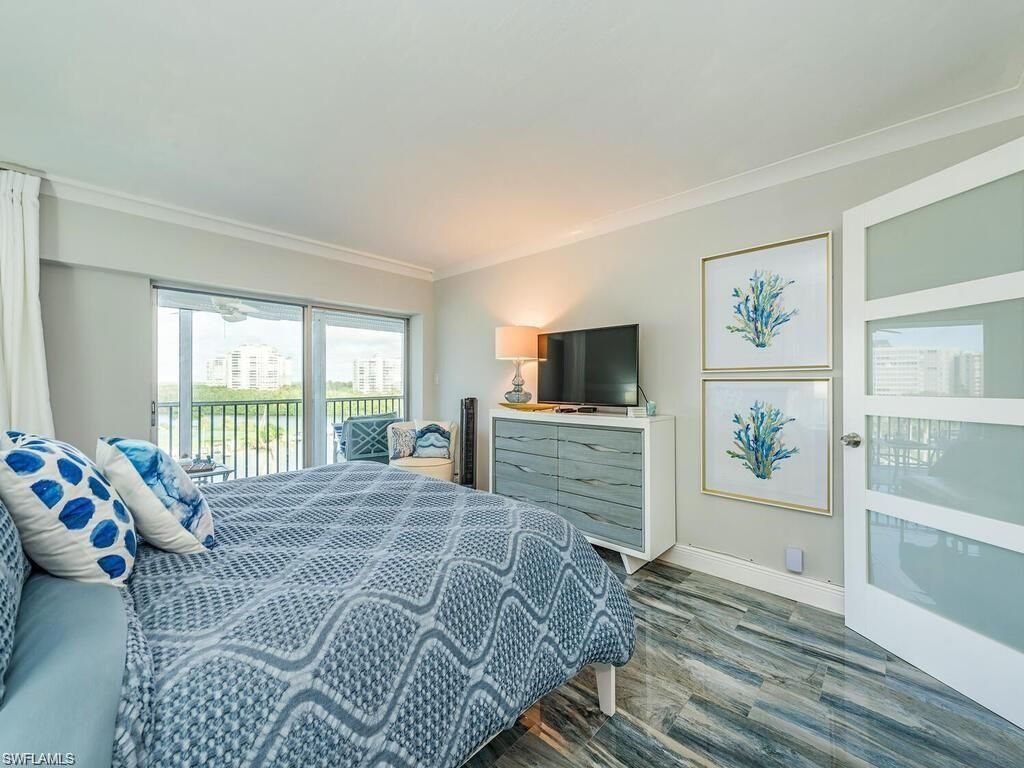1 Bluebill Ave, Unit 703, Naples, FL 34108 Photo